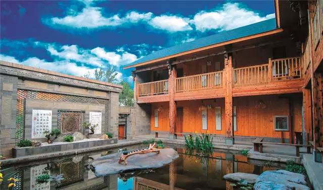 融居·銀箔泉，來(lái)銀箔泉邊喝茶看蒼山洱海