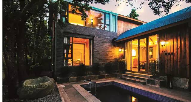 融居·銀箔泉，來(lái)銀箔泉邊喝茶看蒼山洱海