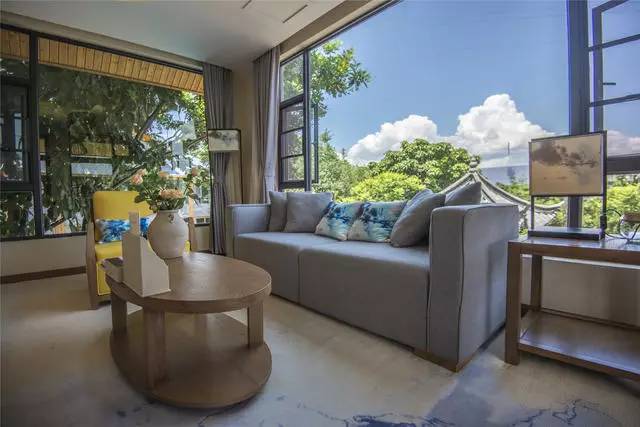 融居·銀箔泉，來(lái)銀箔泉邊喝茶看蒼山洱海