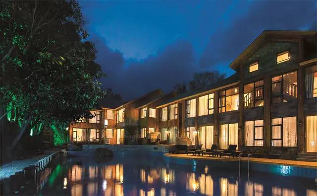 融居·銀箔泉，來(lái)銀箔泉邊喝茶看蒼山洱海