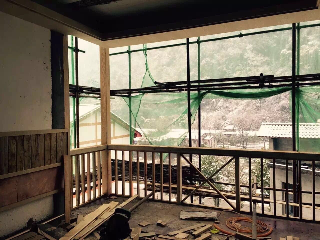 壹城一家，一座城一盞燈一個(gè)家在守候你