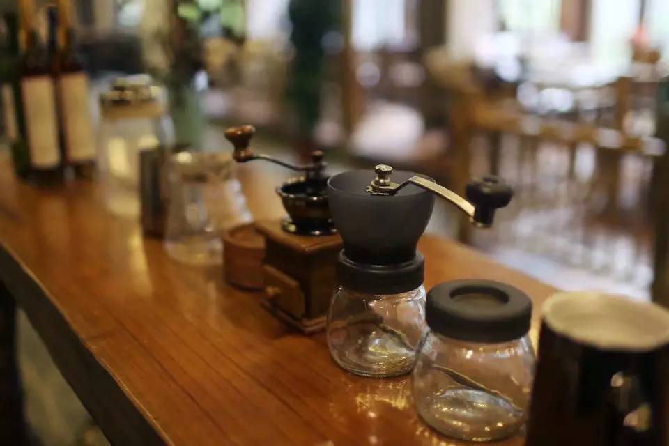 壹城一家，一座城一盞燈一個(gè)家在守候你