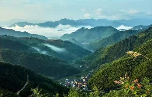 桐廬山中傳奇艾弗德堡藝社，打造一個藝術村落