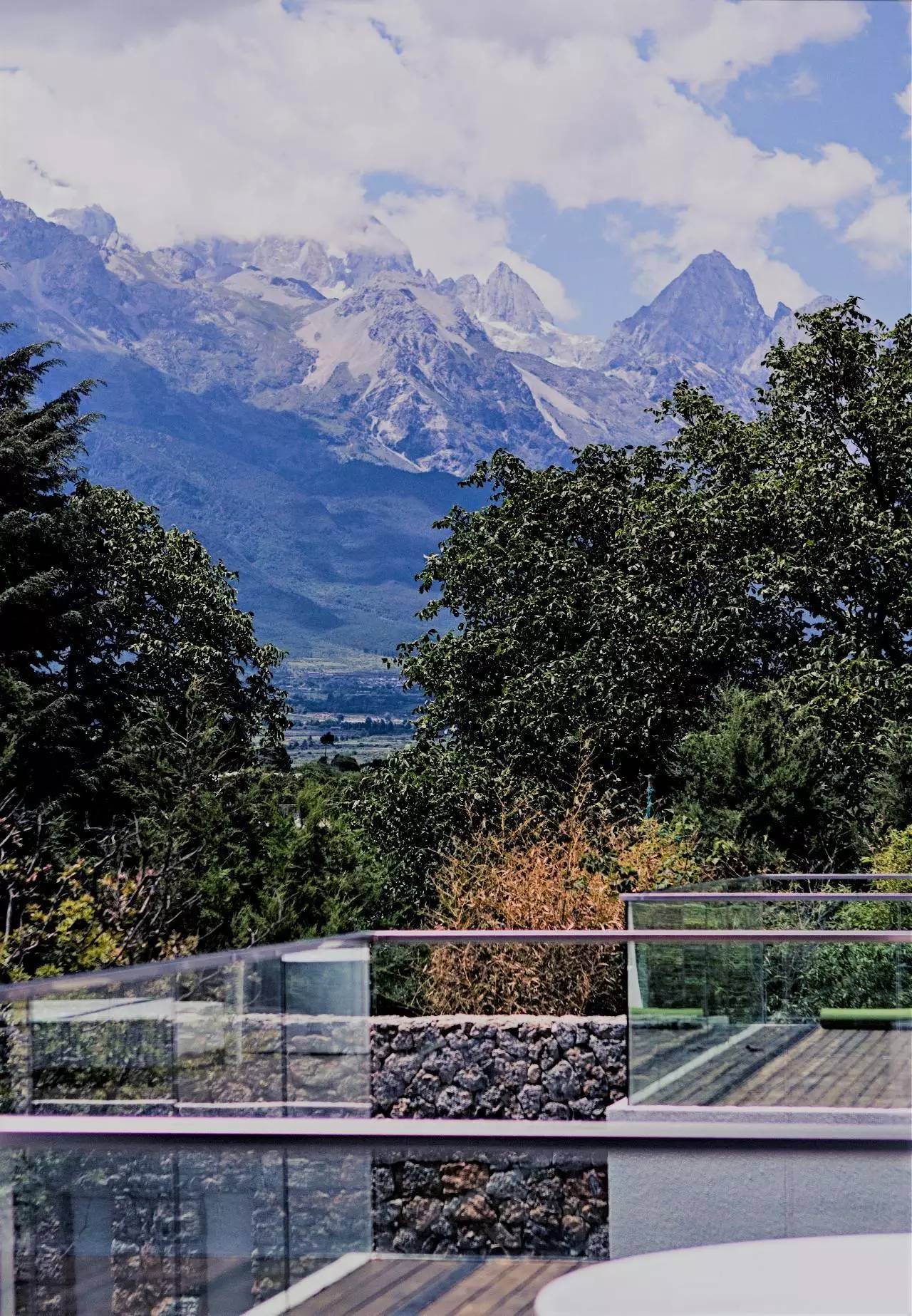 雪山莊園，只是天堂下降了一點點