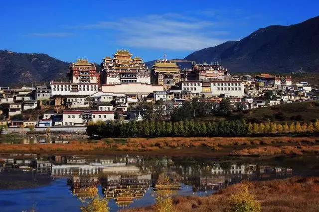 天空之城南杉藝術酒店，在月光之城尋找探索