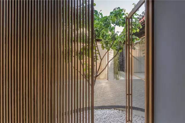 扭起來的北京四合院裝修設(shè)計(jì)，引爆了整個(gè)設(shè)計(jì)