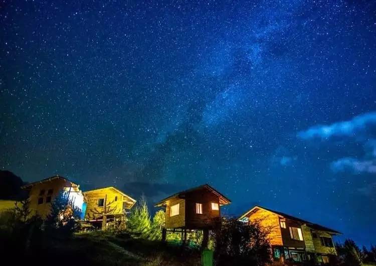 若丁山七號營地，無數(shù)人向往的“星空露營地”