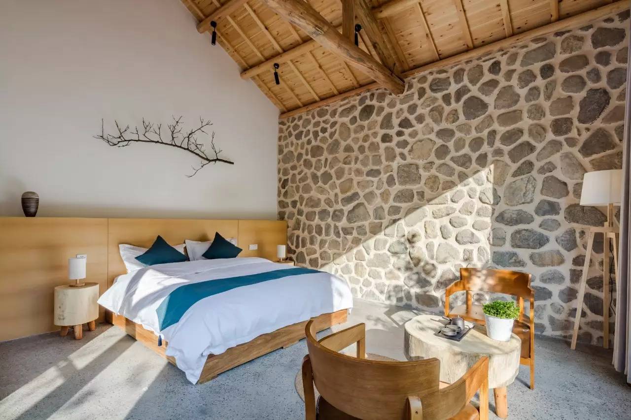 沂蒙山舍，呼吸大自然“臥聽松嘯 伴山而眠”