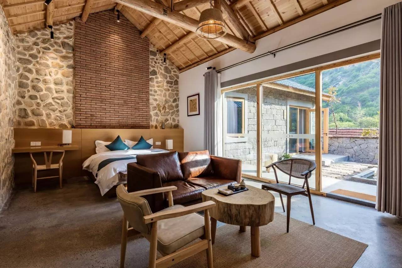 沂蒙山舍，呼吸大自然“臥聽松嘯 伴山而眠”