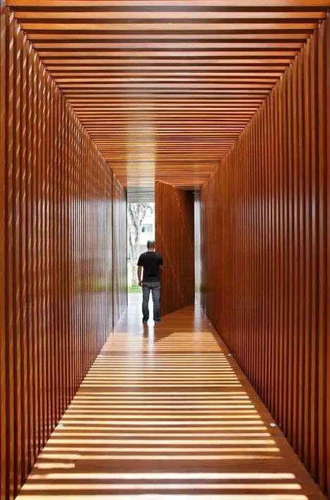 裝修設(shè)計(jì):禪意·木格柵