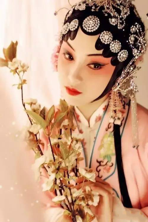 唯美古風(fēng)句子，《相見歡》詞句偶遇京劇