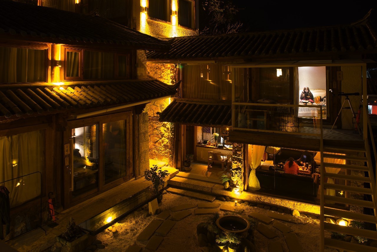 麗江束河聚寶齋民宿，告別曾經(jīng)邂逅未來的美麗