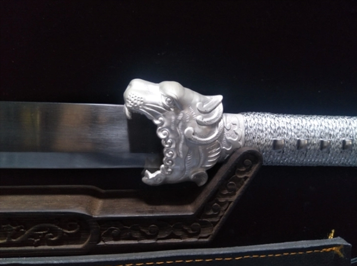 十款精美霸氣的純手工長(zhǎng)劍，鎮(zhèn)宅寶劍冷兵器