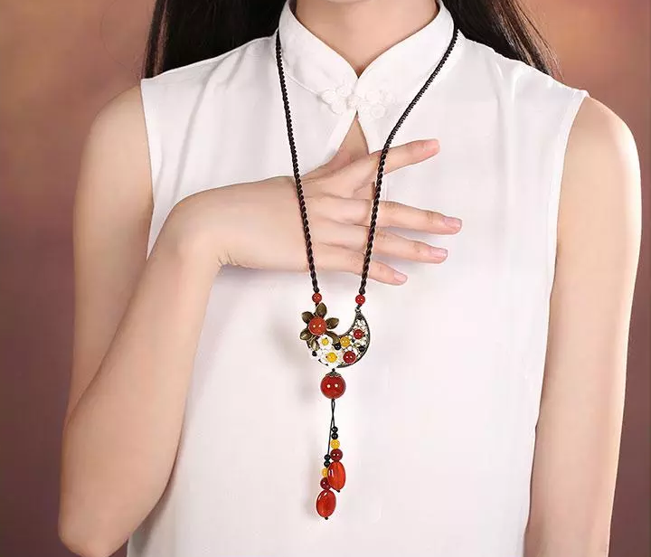 家佳樂文學(xué)紅瑪瑙吊墜復(fù)古大氣毛衣鏈時(shí)尚項(xiàng)鏈?zhǔn)罪? src="/wenxue/d/file/bigpic/190404/04/13-1G001120R2.png" style="height: 538px; width: 750px;" / data-3fFM="OBhuRe"><br / data-Wxt4="PgdKhZ">
	<img alt=