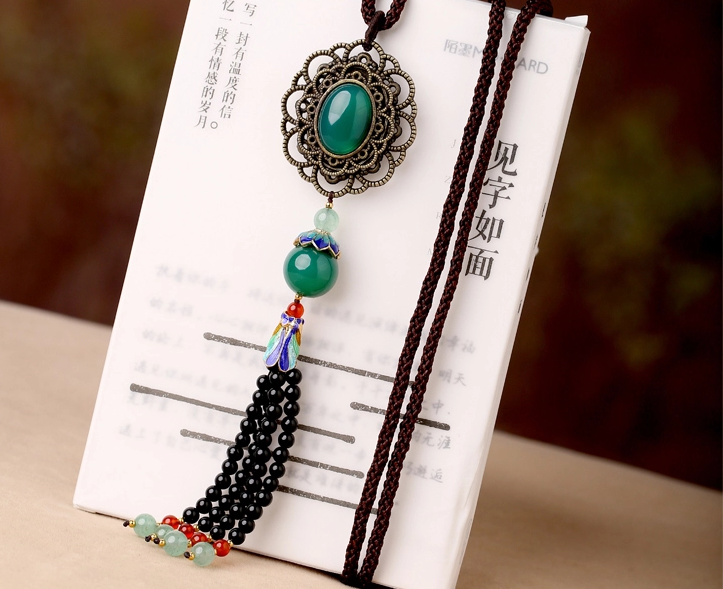 綠色瑪瑙流蘇吊墜復(fù)古大氣毛衣鏈時尚項鏈?zhǔn)罪? src="/wenxue/d/file/bigpic/190404/04/13-1G001121F4.png" style="height: 587px; width: 750px;" / data-Gk9A="6w47Fl"><br / data-A8aT="rblZGq">
	<img alt=
