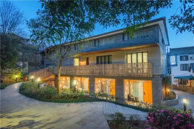 杭州·一色山墅，滿覺(jué)隴的月色喝茶散步都是雅事