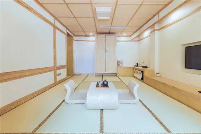 杭州·一色山墅，滿覺隴的月色喝茶散步都是雅事