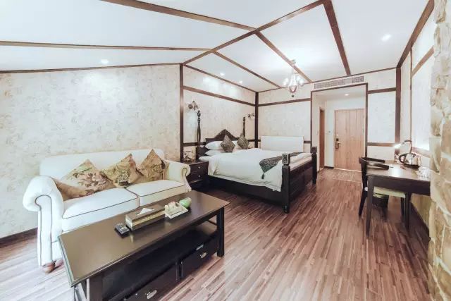 杭州·一色山墅，滿覺隴的月色喝茶散步都是雅事