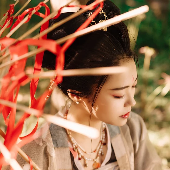 家佳樂文學彼岸花開唯美古風女子頭像
