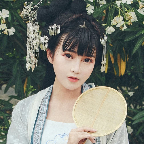 小清新唯美花朵頭像，家佳樂文學(xué)古風(fēng)真人女子頭像