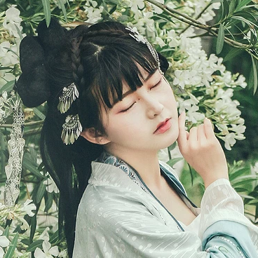 小清新唯美花朵頭像，家佳樂文學(xué)古風(fēng)真人女子頭像