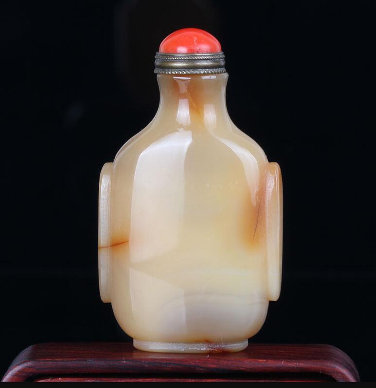 瑪瑙鼻煙壺，帝王心頭的玩物