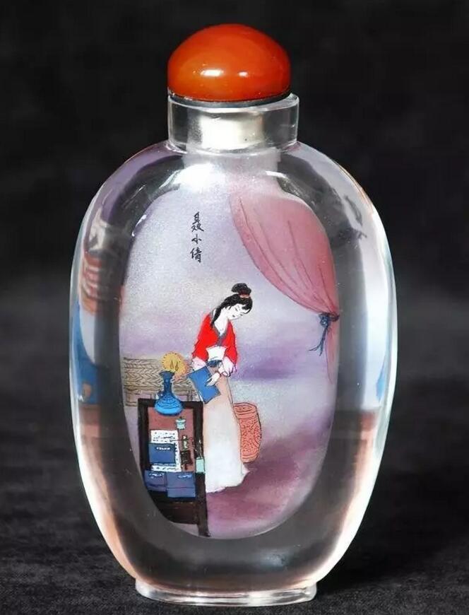 內(nèi)畫鼻煙壺，壺中天地間掌心中國美