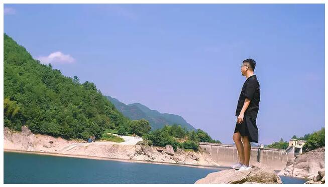 松陽(yáng)·陌領(lǐng)浮光民宿，浮光指路茶香入夢(mèng)