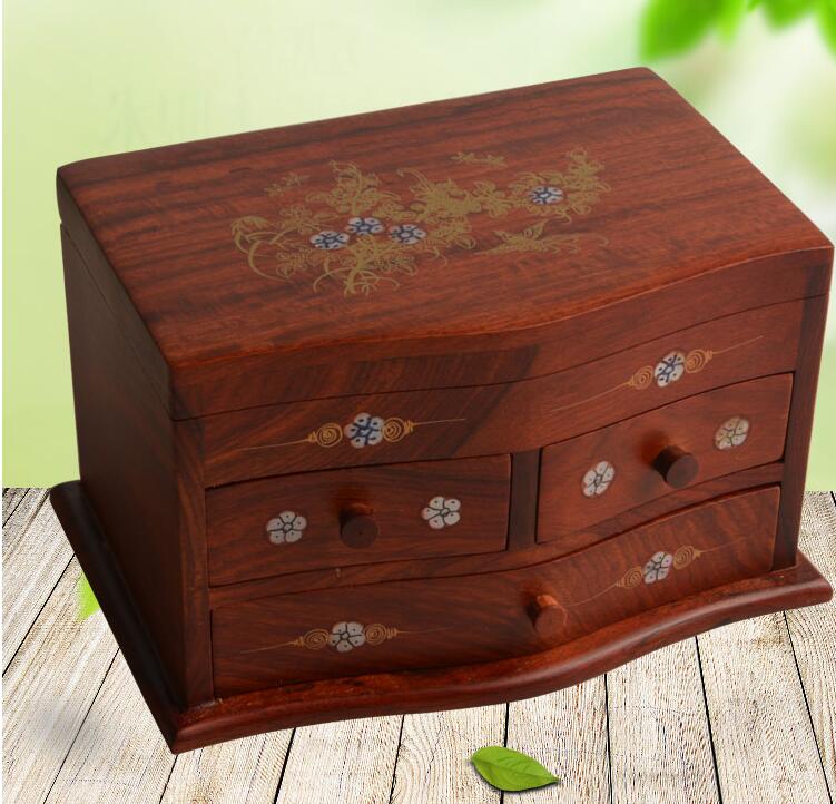 梳妝盒，紅妝待嫁閨閣意