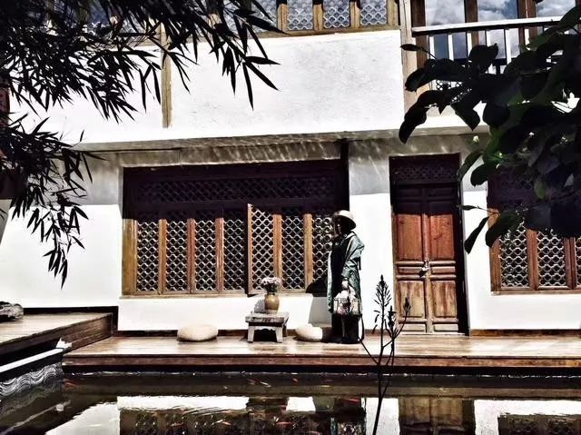 麗江束河無爾，在這里帶著夢想開花棲居