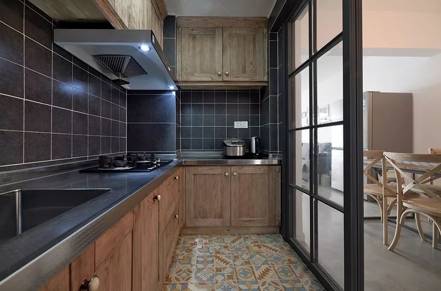 浪子回頭金不換，復(fù)古質(zhì)樸的裝修設(shè)計(jì)