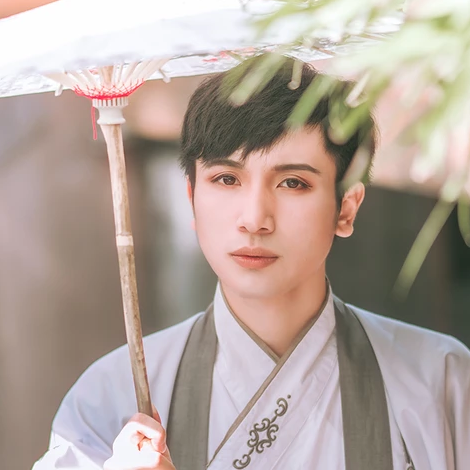 古典家佳樂文學(xué)漢服孤館燈青頭像，古風(fēng)男生頭像