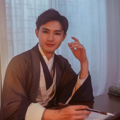 文藝復(fù)古氣息男生頭像，唯美古風(fēng)真人頭像