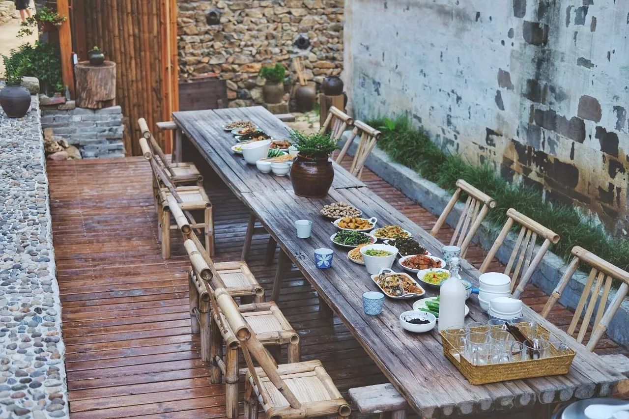 村上酒舍，體驗古村生活一起慢慢變老