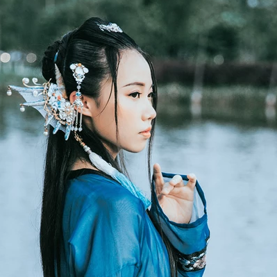 人魚傳說妖艷頭像，唯美古風(fēng)女子頭像