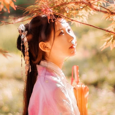 帶傘唯美可愛頭像，唯美古風(fēng)女子真人頭像