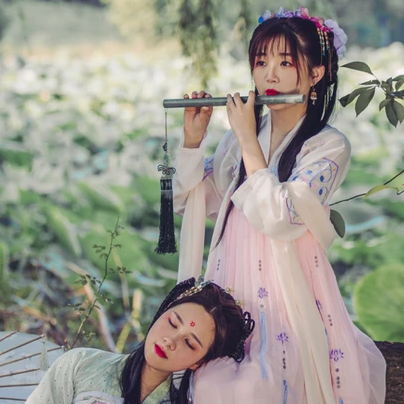 荷塘邊古風(fēng)頭像，唯美古風(fēng)閨蜜真人頭像