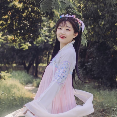 荷塘邊古風(fēng)頭像，唯美古風(fēng)閨蜜真人頭像