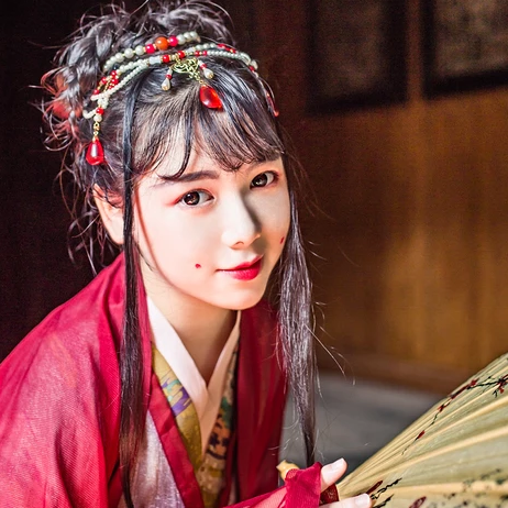 紅衣女子妖艷頭像，唯美古風(fēng)女子真人頭像