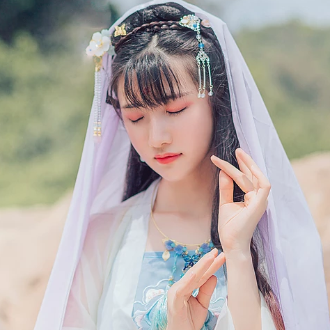 飄逸帶團(tuán)扇小清新頭像，唯美古風(fēng)女子真人頭像