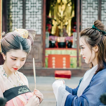 竹林山寺閨蜜古風(fēng)頭像，唯美古風(fēng)女子真人頭像