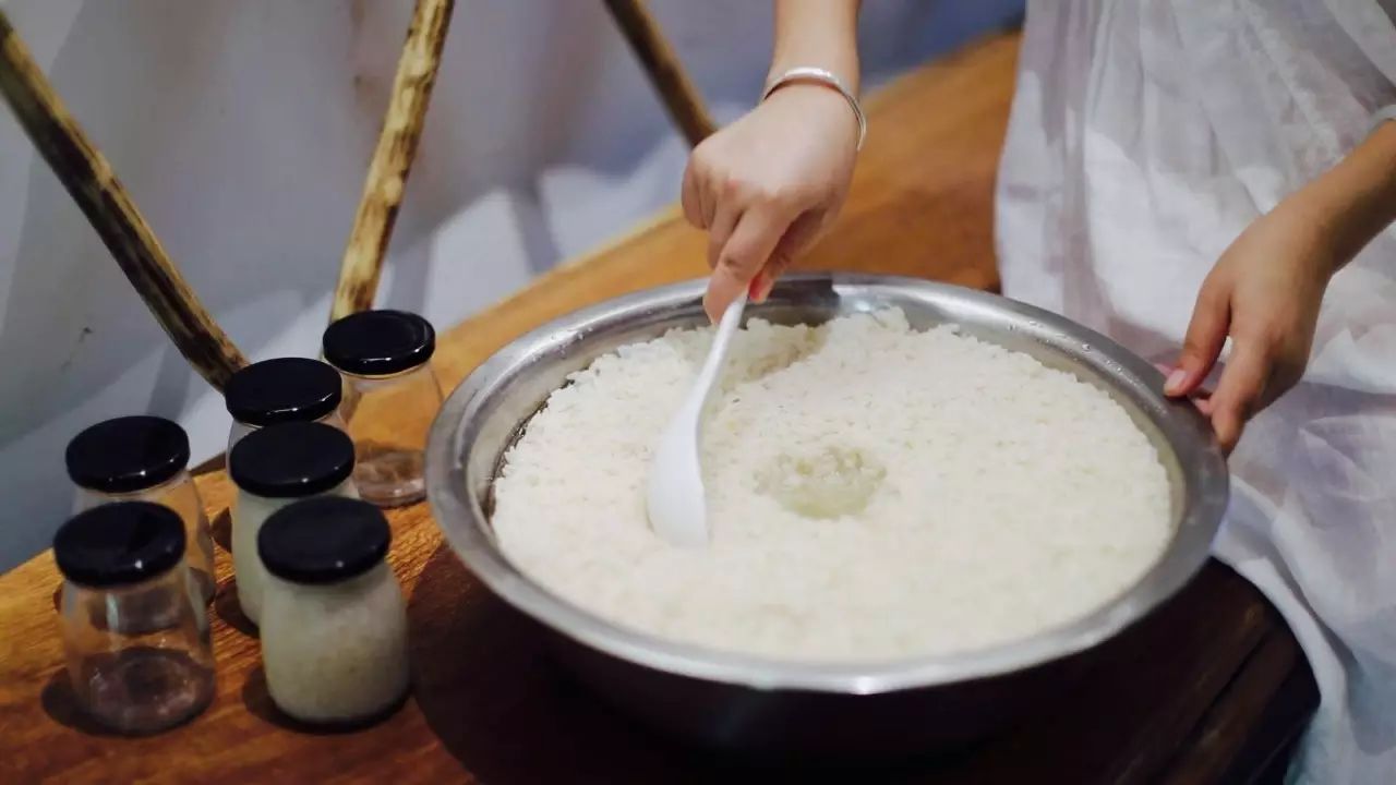 雪坑村·美客愛途，愛上美麗的客居地和旅途故事