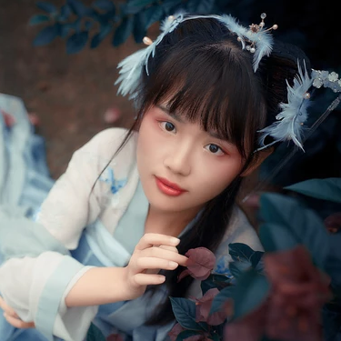淺藍(lán)漢服小清新頭像，唯美古風(fēng)女生真人頭像