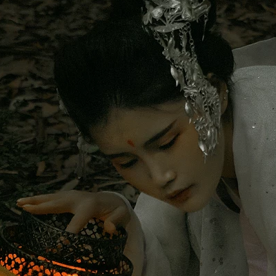 白衣素紗女子頭像像，唯美古風(fēng)女子真人頭像