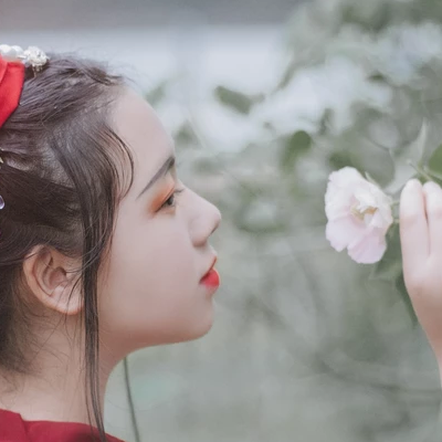 紅衣少女頭像，唯美古風(fēng)女子真人頭像
