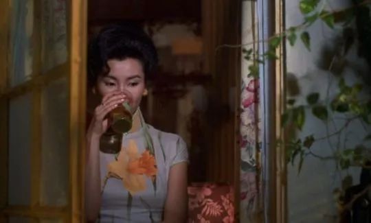 中國旗袍文化，乍見之歡與久看不厭