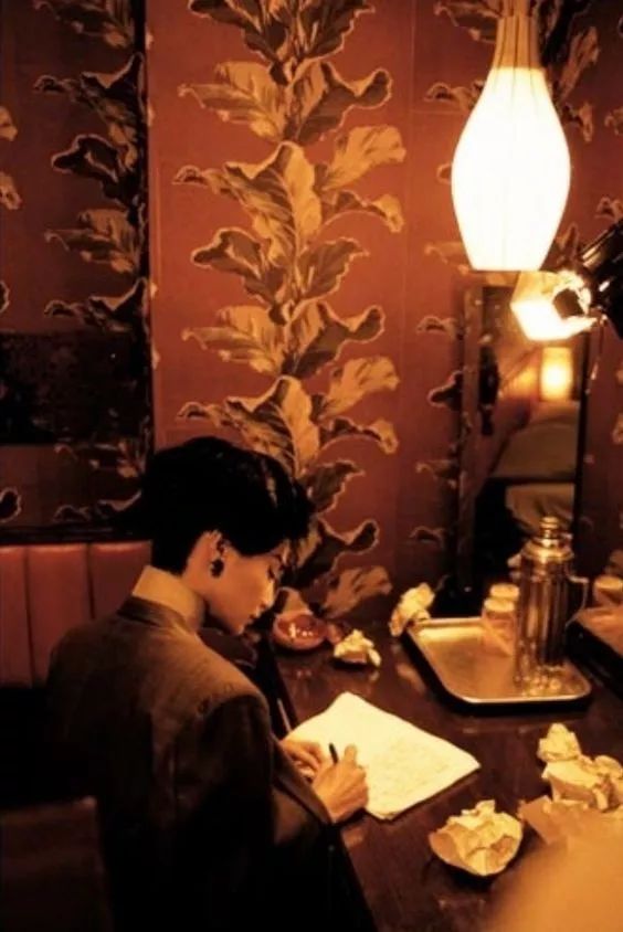 中國(guó)旗袍文化，乍見(jiàn)之歡與久看不厭