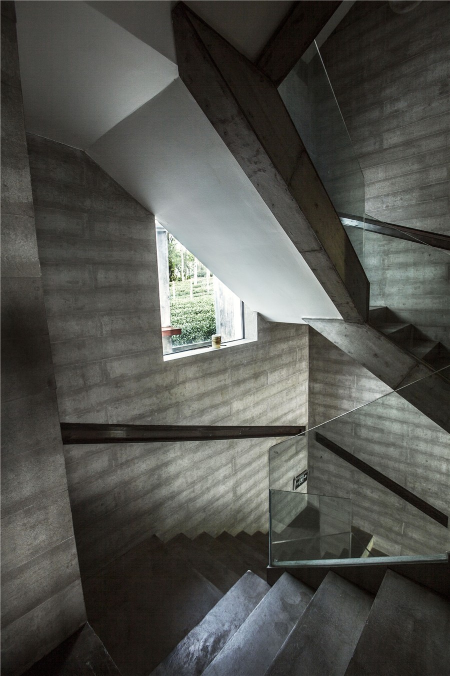 杭州·棲遲，還是那個(gè)獨(dú)一無二的黑白灰