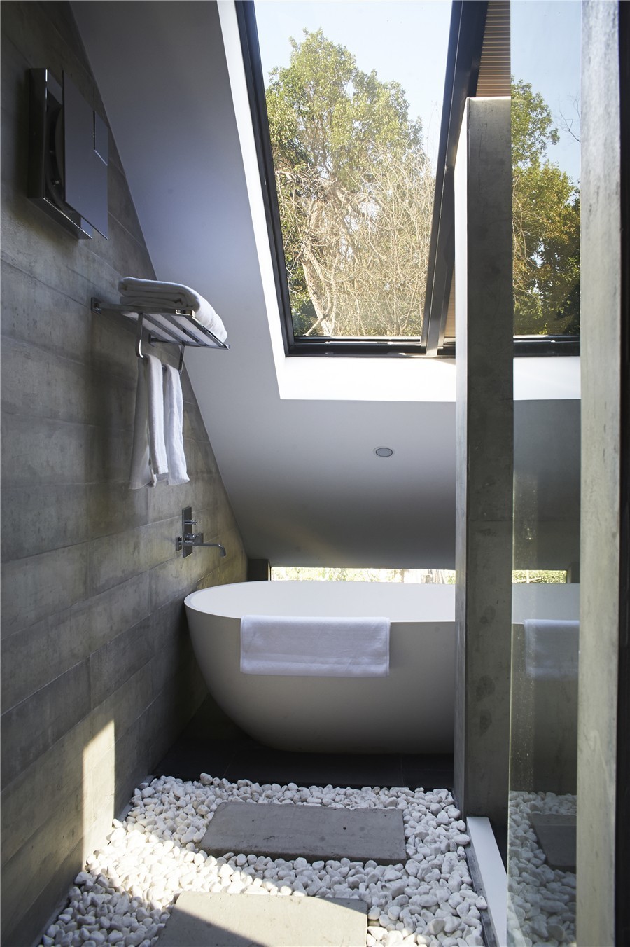 杭州·棲遲，還是那個(gè)獨(dú)一無(wú)二的黑白灰