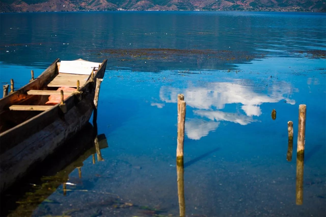 瀘沽湖·野火集，時(shí)光匆忙別錯(cuò)過年輕的瘋狂